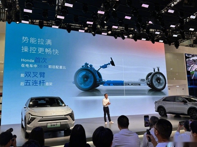东本烨S7，是打场翻身仗还是走上灵悉L老路？