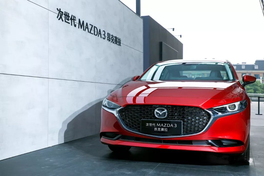 为SKYACTIV-X留空间，马自达昂克赛拉11.59万起售