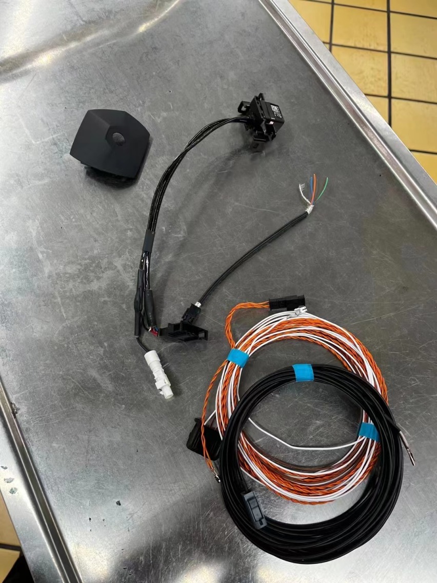 兰博基尼evo升级原厂倒车影像 carplay功能完美效果展示