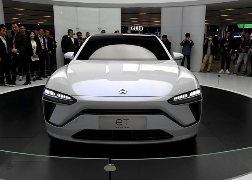用双电机驱动、碳纤维电池包进行炮制，新国产电动续航510km