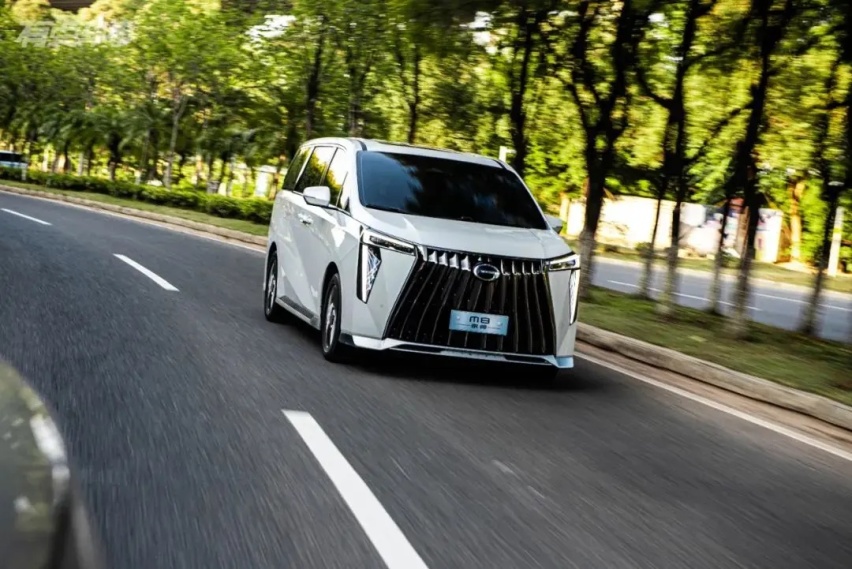 内外兼修的传祺M8宗师版 能否撑起“中国品牌MPV”的“门面”？