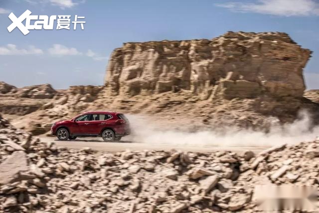 探索全球SUV销冠的秘密！奇骏穿越无人区，靠的是什么本事？