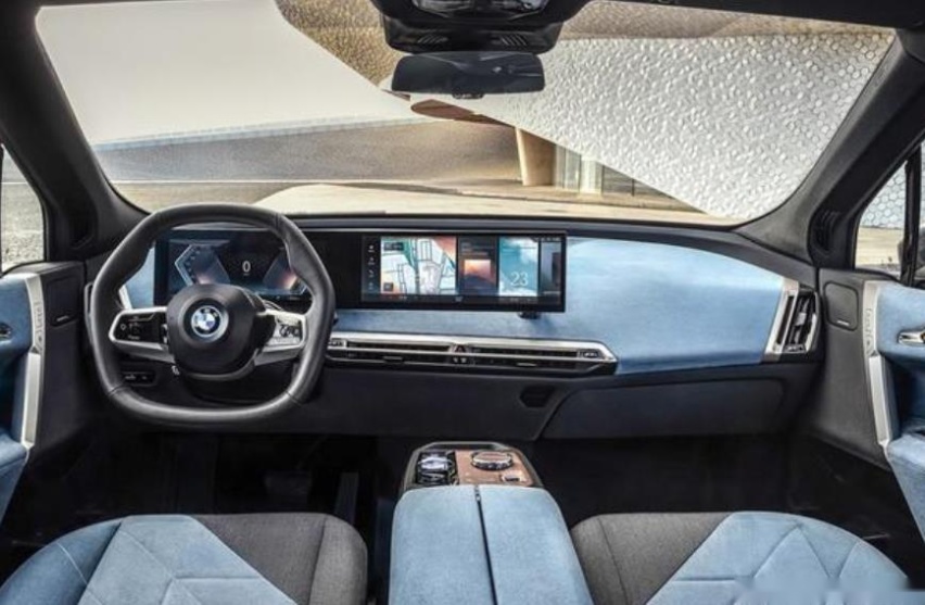 全新宝马iX海外开售，60万买中大型纯电SUV