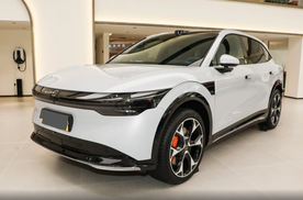 全系800V，入门就有5.5C超充，选TA还是选Model Y
