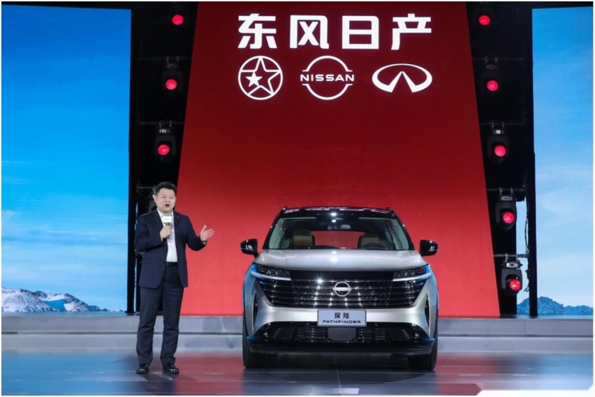 6 座大家庭旗舰 SUV 21.28 万起，探陆诚意满满