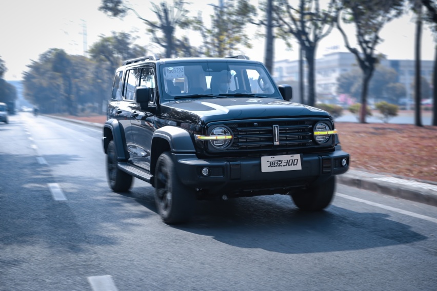 2.0T+8AT，要价近20万却供不应求，坦克300真有那么好？