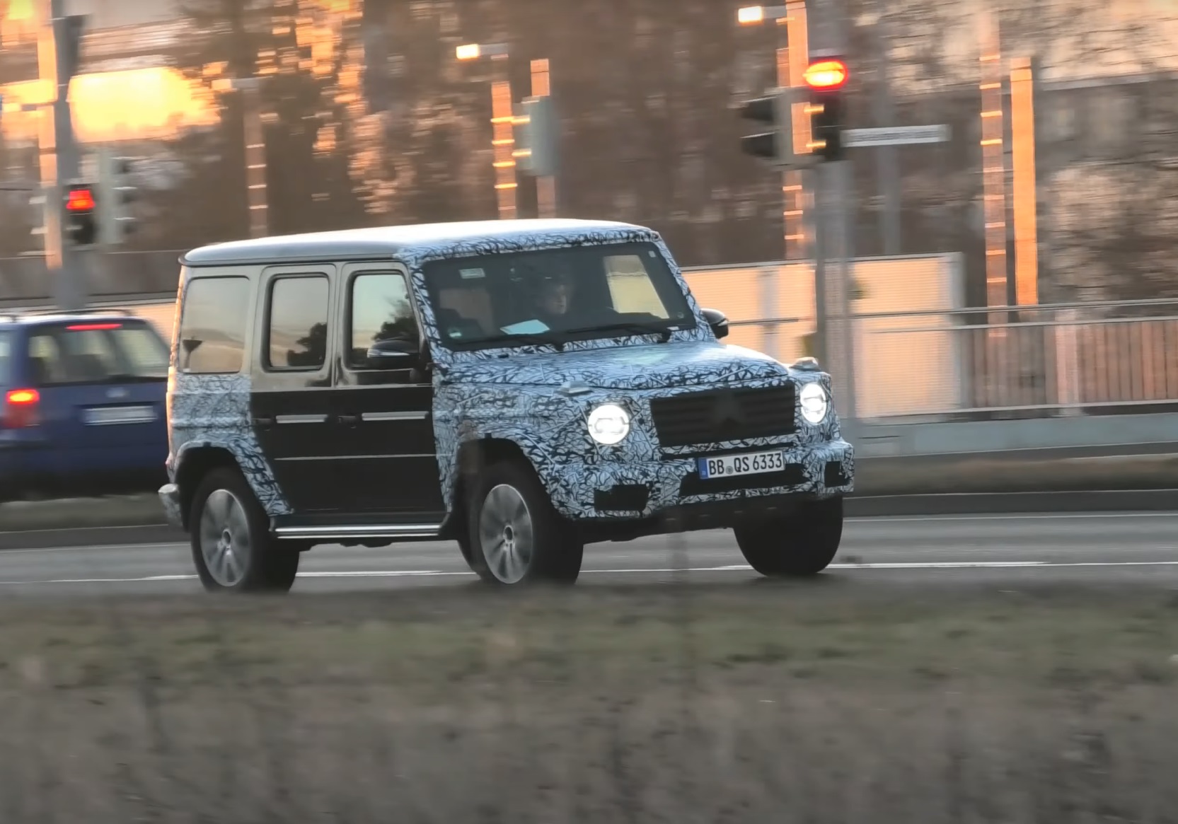 奔馳G級海外測試諜照曝光 變化不大細節改動 設計師是不是摸魚了? 奔馳G級海外測試諜照曝光 變化不大細節改動 設計師是不是摸魚了?