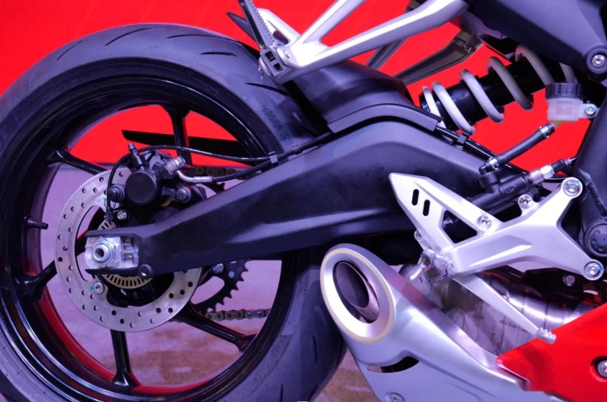400cc四缸67匹马力，凯越400RR准备迎战ZX-4R