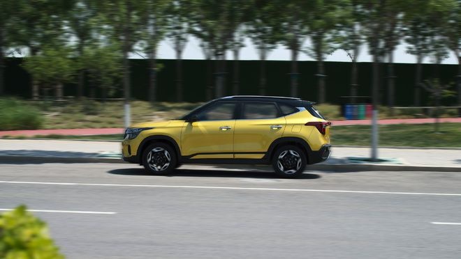定位紧凑级SUV，科技配置有提升，体验起亚赛图斯1.5L车型