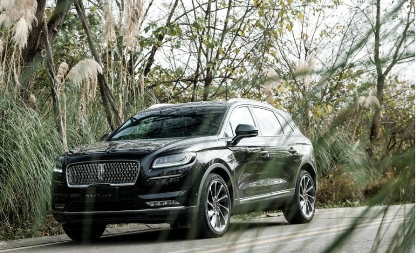 长安林肯航海家尊雅版上市，售价40.58万元，搭配2.7T V6发动机