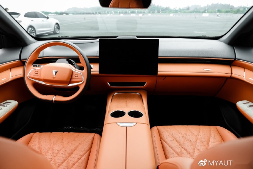 续航1120km！深蓝S7开启超级增程动态品鉴