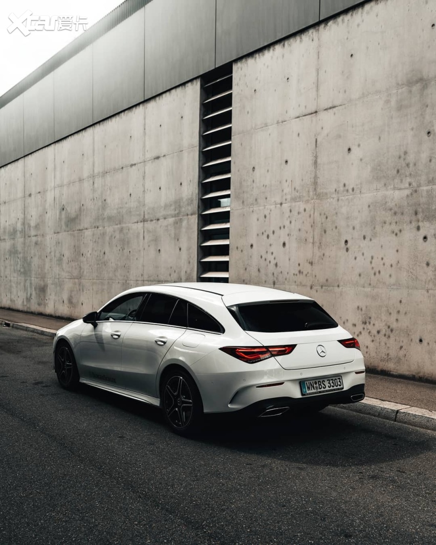 全新奔驰cla猎装版海外实车很优雅