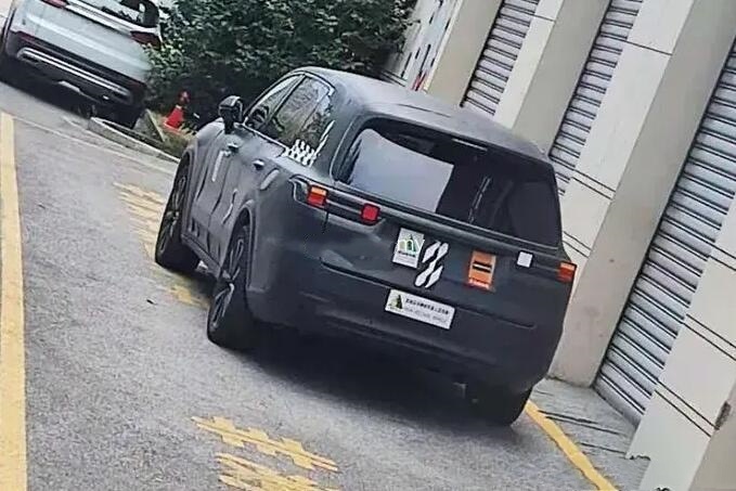 理想第二款车谍照曝光，综合续航或800km，叫板宝马X7能赢?