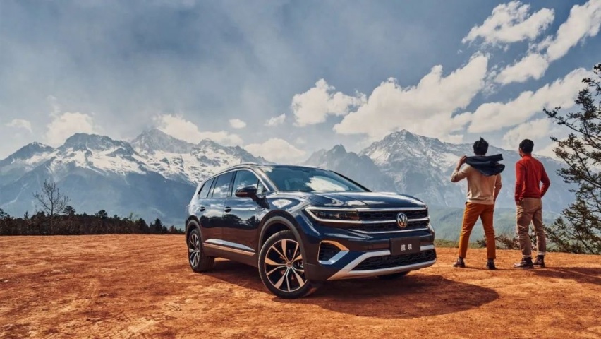 预算30万，7座SUV，福特探险者和大众揽境怎么选？