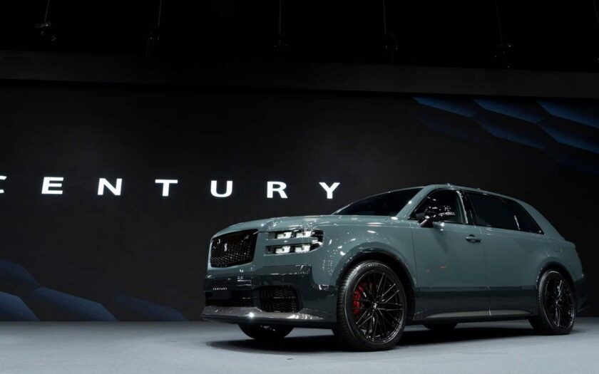 丰田世纪性能SUV，搭载V6插电式混合动力系统