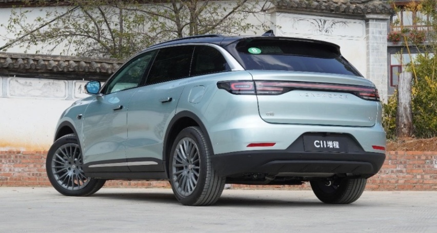 都是增程式SUV,零跑C11和问界M5,谁更有实力取代油车?