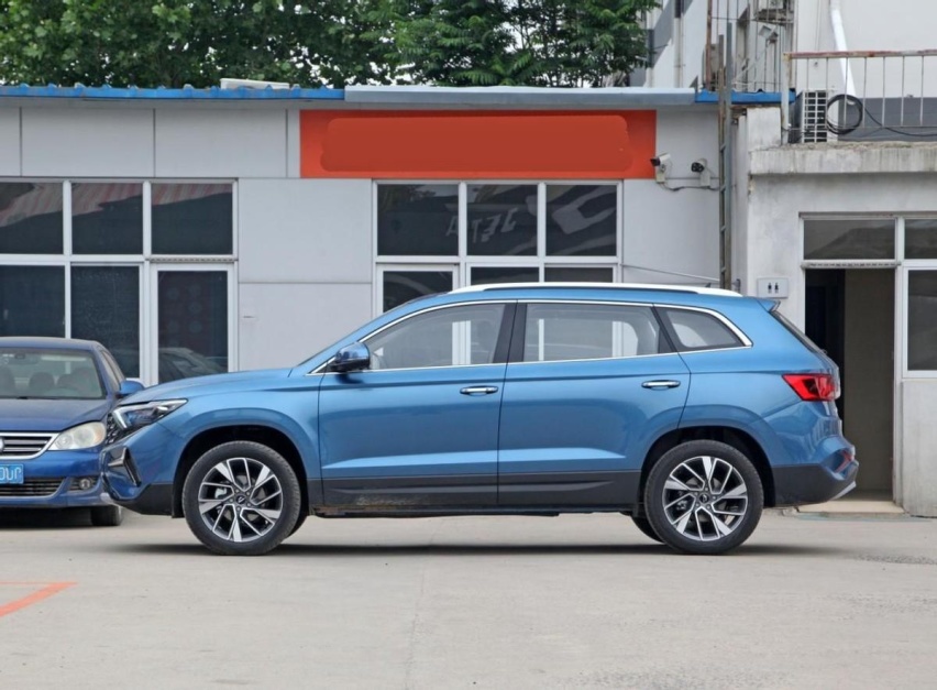 新捷达VS7仅10.49万起，全系大5座布局，值得入手吗？