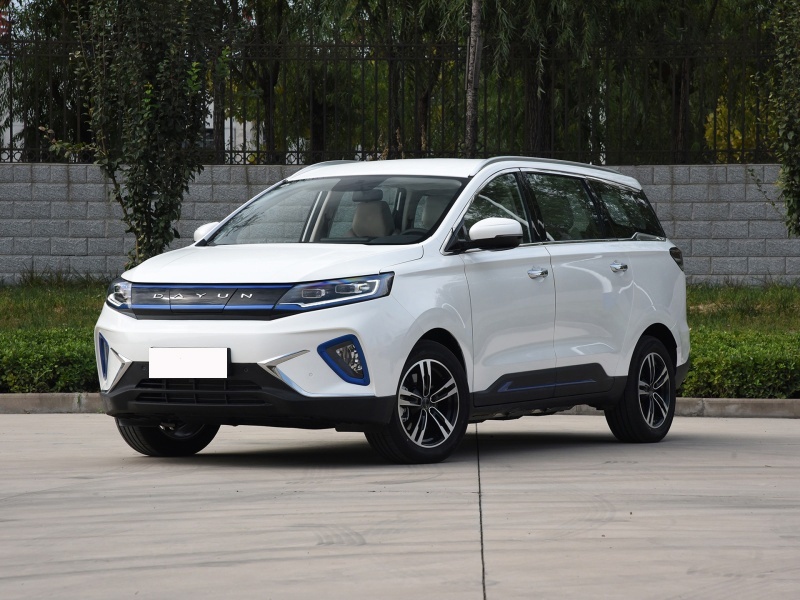 15.98万的纯电MPV，续航超400km，大运汽车远志M1新增车型上市