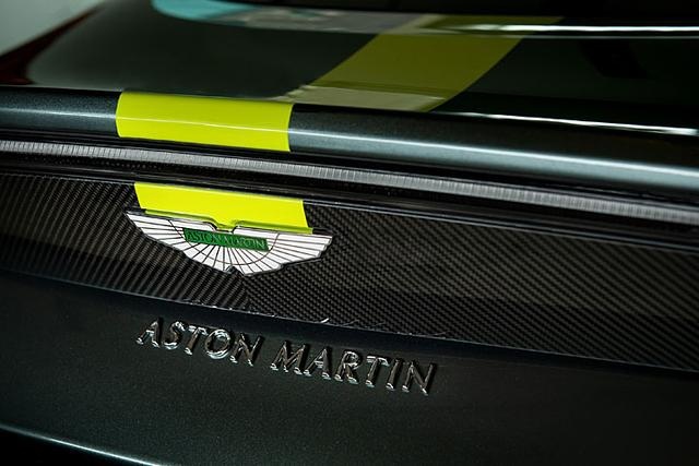 1/59的幸运，Aston Martin Vantage特别