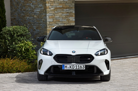 全新宝马1系，造型更加精致，提供1.5T和2.0T，还有两厢版