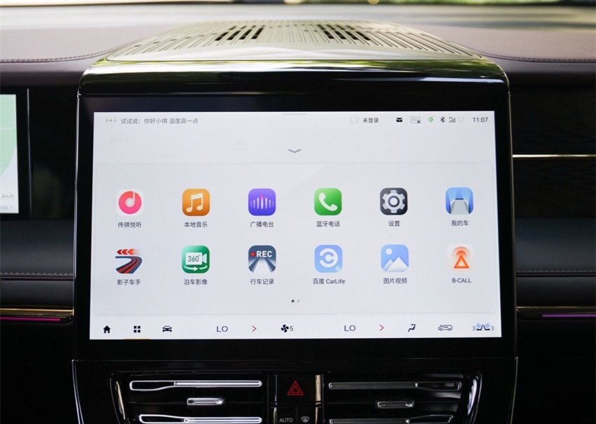 25万预算想买豪华MPV？试完新一代M8大师再决定也不迟！