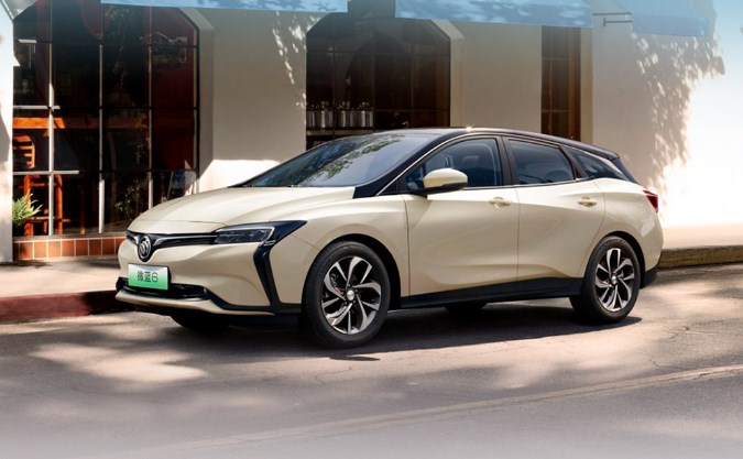 售11.28萬(wàn)元起,別克微藍(lán)6新增450公里車(chē)型上市 售11.28萬(wàn)元起,別克微藍(lán)6新增450公里車(chē)型上市