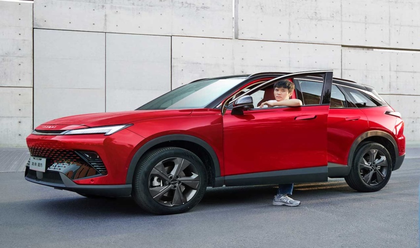 从10万跌至8万级！华为鸿蒙智能座舱，全新大空间SUV