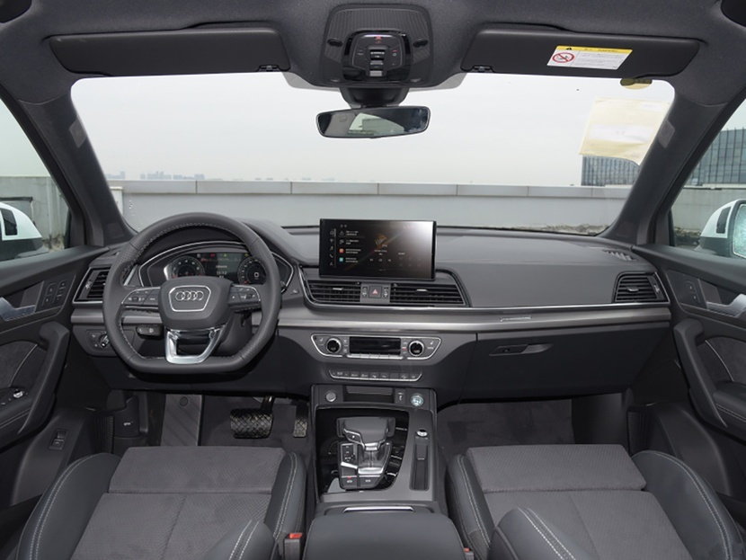 标配内容丰富 强推入门版 Q5L Sportback购车手册