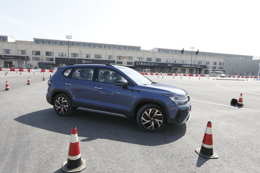 外观变化大，新增1.5T发动机      小试上汽大众2023款途岳