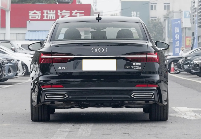 堪比3.0T动力，这款奥迪A6L“断崖式”下调价格！立省好几万