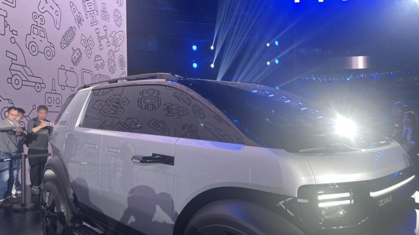 iCAR X25亮相，奇瑞造了辆能越野的MPV？