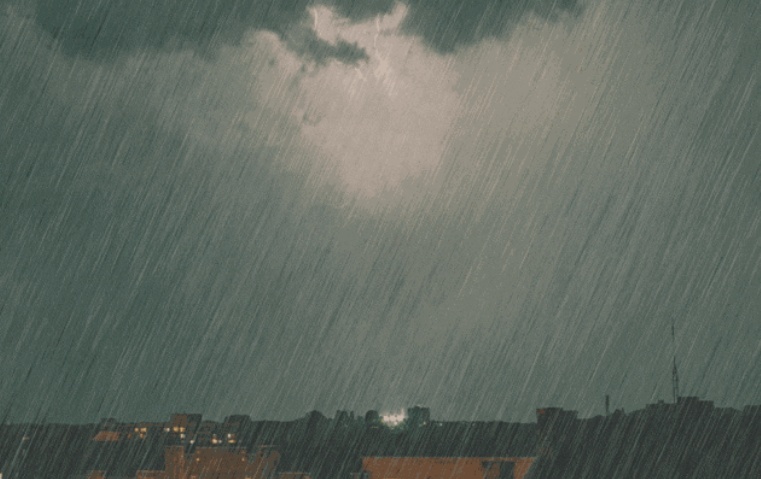 暴雨过后，爱车被泡水了，保险都能赔吗？这些情况不一定！