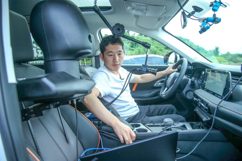 能跑赢新能源的燃油SUV，欧尚X7PLUS动力到底有多强？