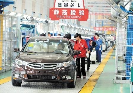 各地政策助车企回暖 提振消费异于往年