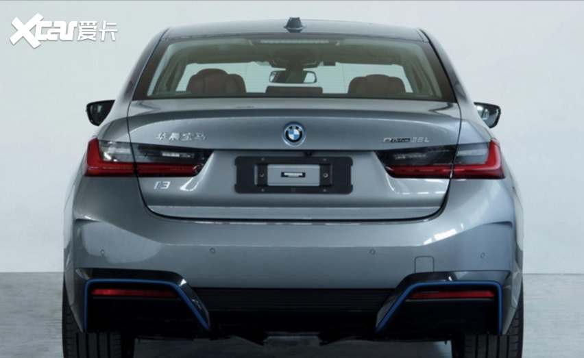 时速最高180km/h,尺寸超过燃油加长版!宝马三系纯电