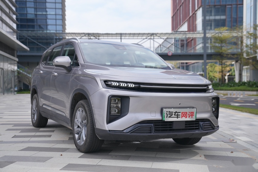 试驾睿蓝9：实用且灵活、可充可换电，可以拆着卖的一款车