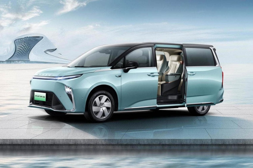 领克MPV曝光！定位跨界多功能车，网友：是新极氪还是换壳嘉际？