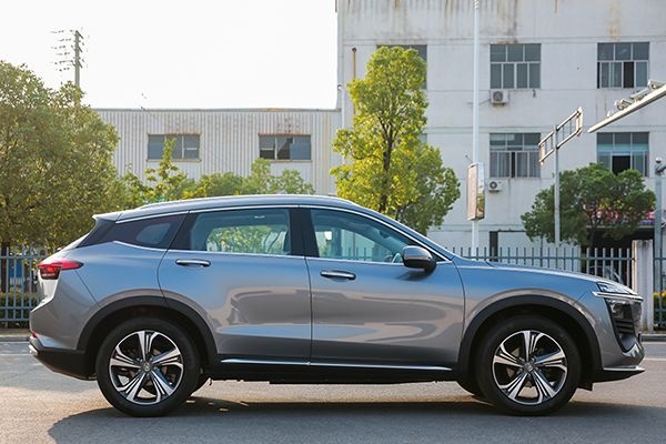 最新车讯：Q2L e-tron正式上市，凯迪拉克CT4亮相