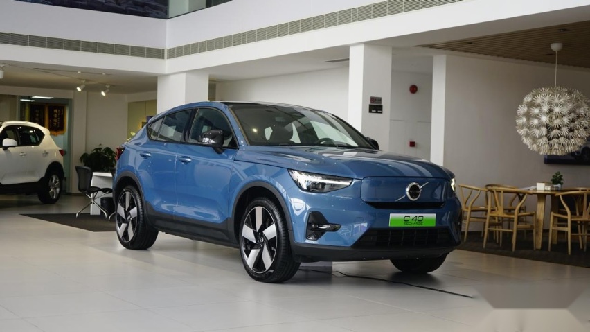 奔驰又收智商税？EQB比沃尔沃XC40贵11万，谁愿当“冤大头”？