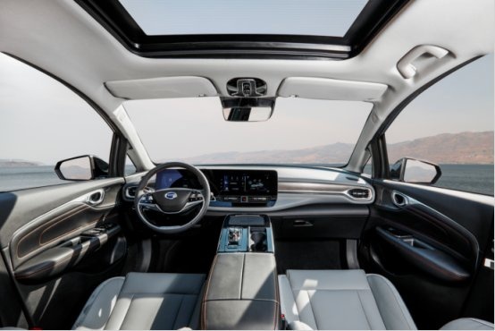 Aion V上市，20万不到续航超600km的纯电SUV