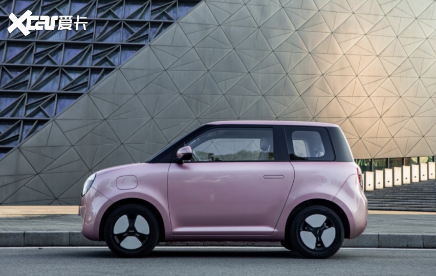 【e汽车】长安lumin 301km蜜沁款,微型电车市场的新"卷王"