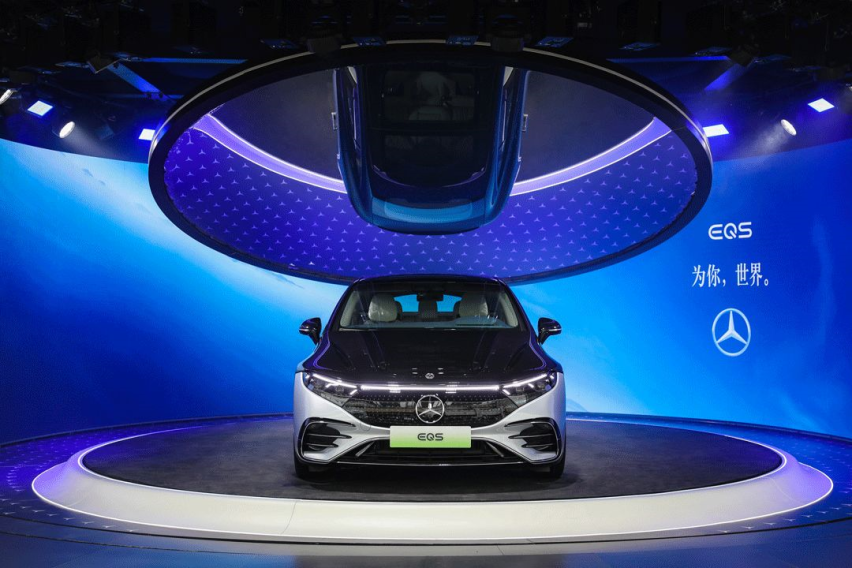 AUTO漫谈 | 买一辆带星的新能源车，会有多少人围着你