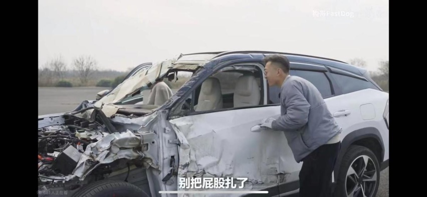 气囊都爆了照开不误，银河L7在薛定谔的报废上反复横跳