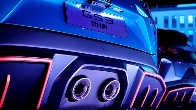 国民神车请靠边！看完这辆实用SUV，10万以下谁还买电车