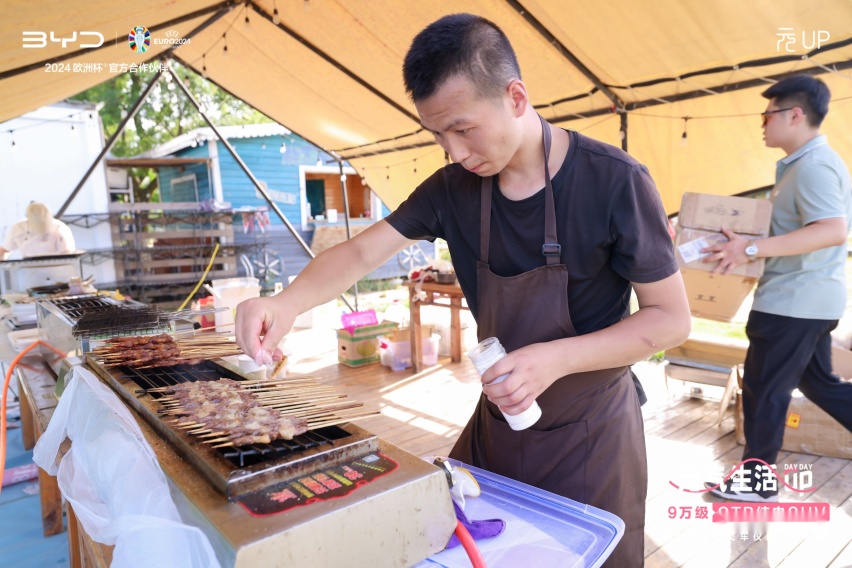 来自夏日的青春活力，元UP活力交车·陕西站