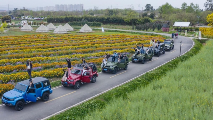 春季花开浪漫，BJ40柴油刀锋版带你一起野