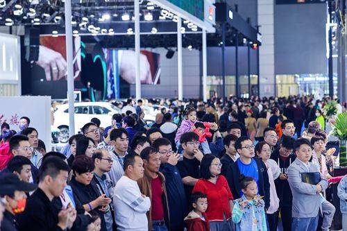 元旦钜惠 来买2024年的第一辆新车！