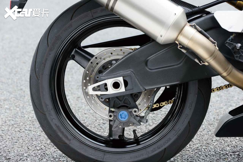 90年代终极赛道神器：雅马哈YZF-R7 OW-02