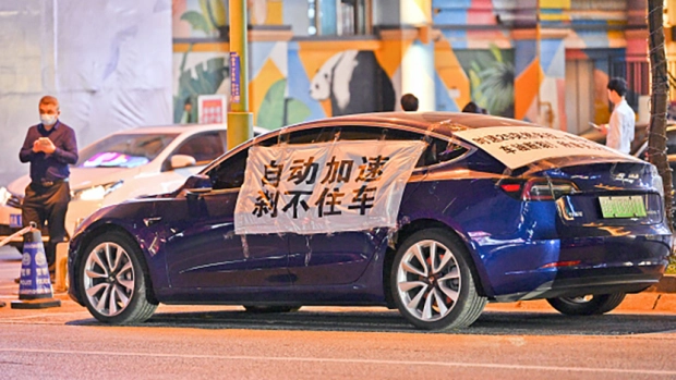 特斯拉终于召回了，却不是大家想的那样