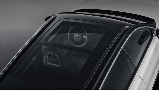 零跑C11 PK宋PLUS EV：豪华与智能竟可兼得？